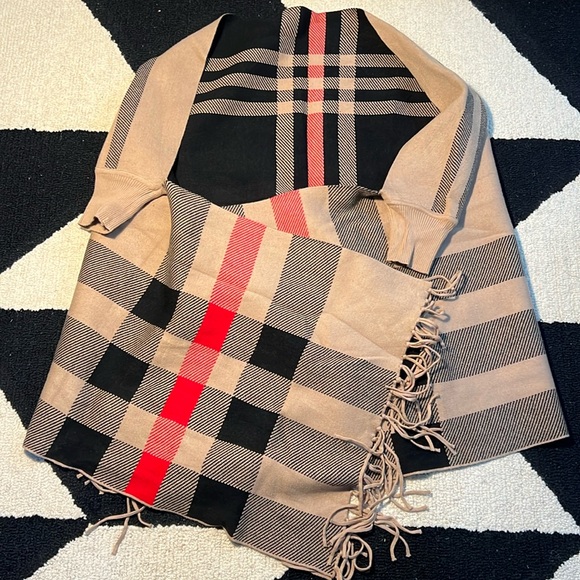 Printed Wrap Scarf - Picture 1 of 2